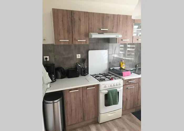 Apartman F2 Proche Gare Et Toute Commodite *